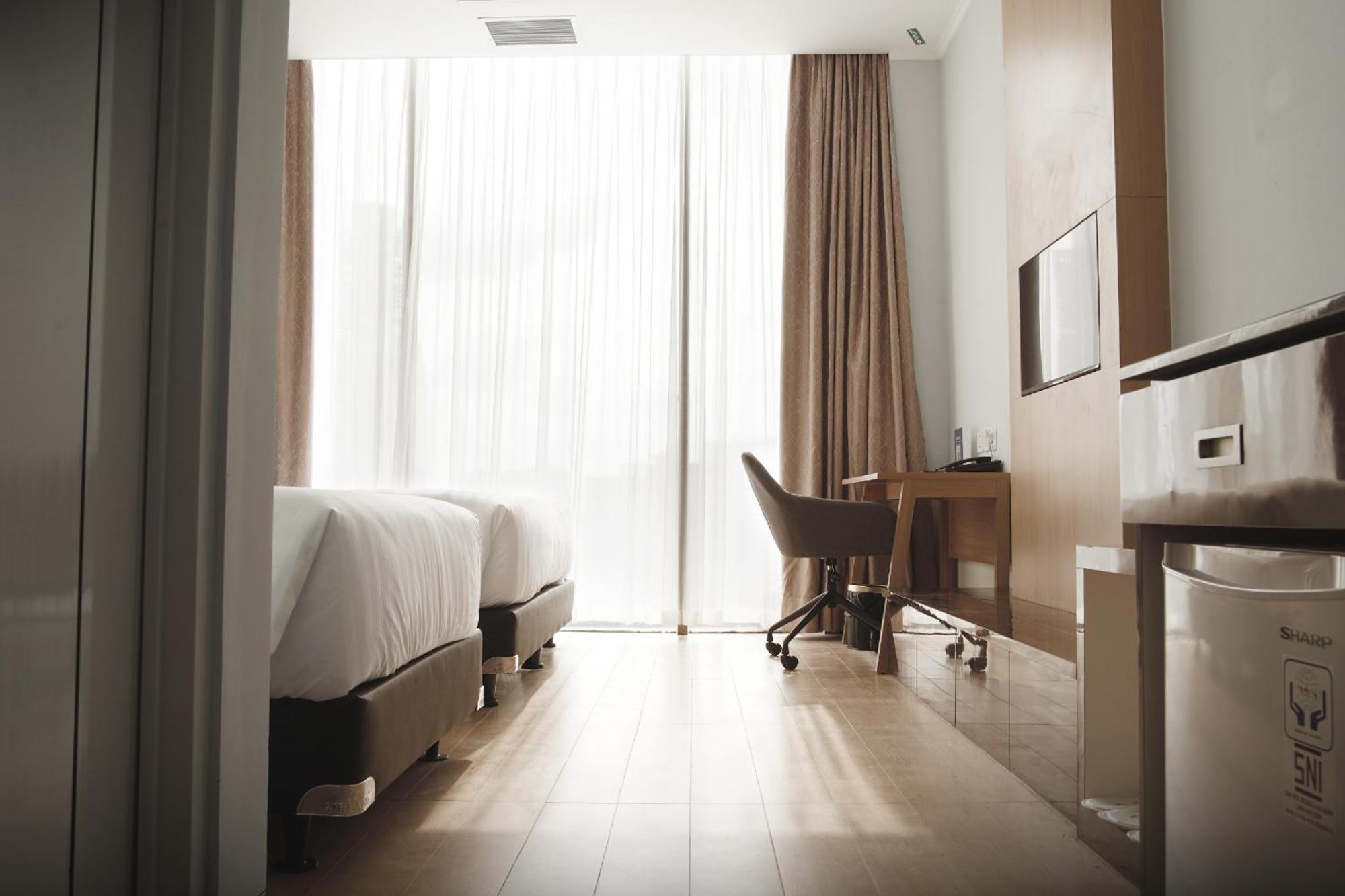 Dreamtel Jakarta Exterior foto